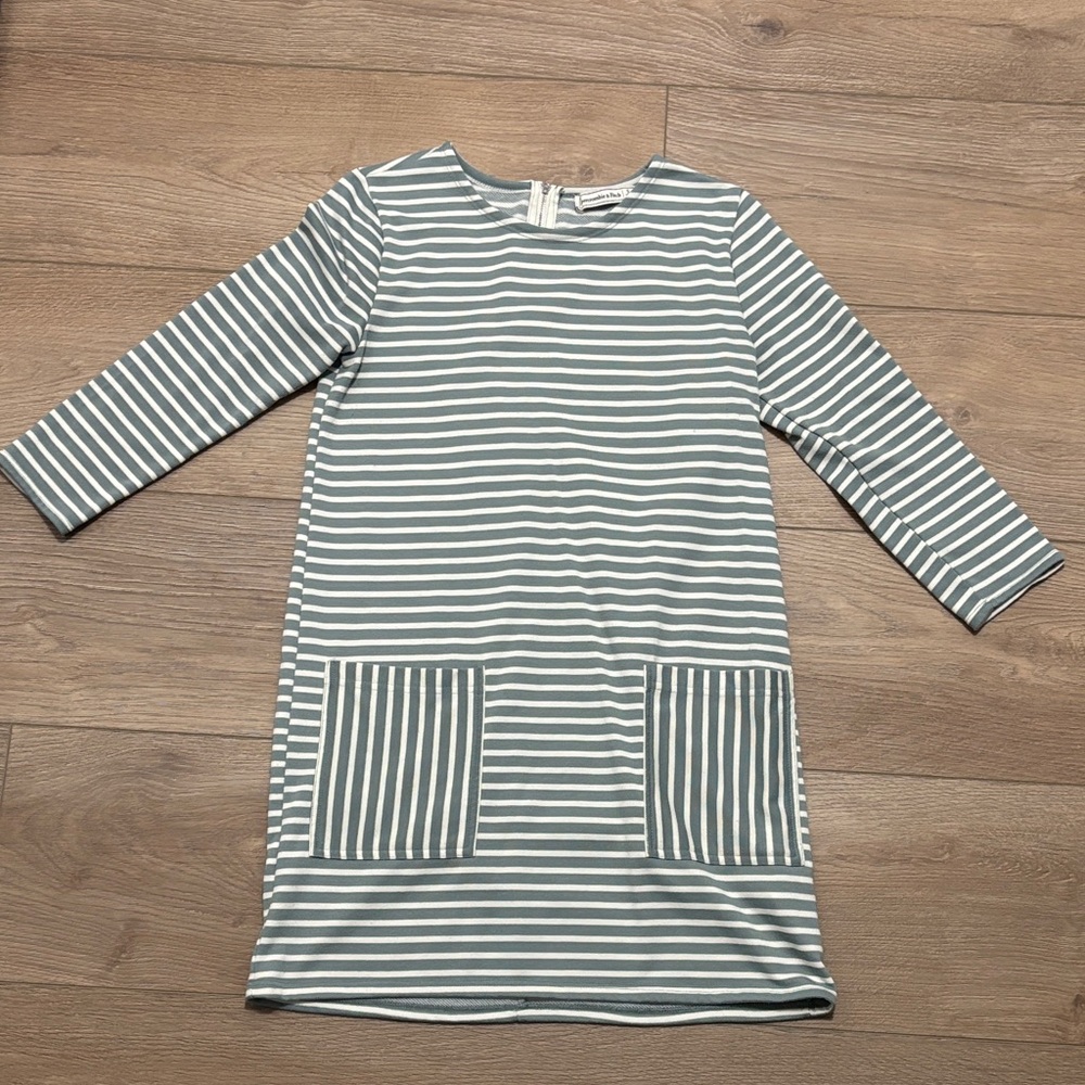 Abercrombie & Fitch Small Green and White Striped Dress 3/4 sleeve